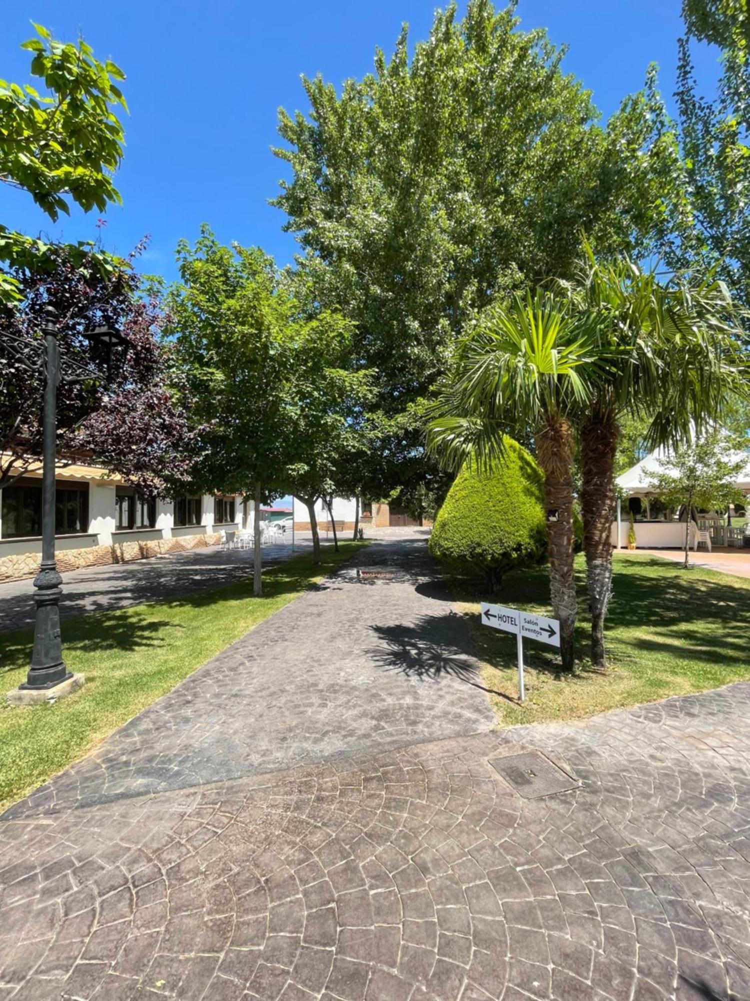 Hotel La Hacienda Del Marquesado Albunan Zewnętrze zdjęcie